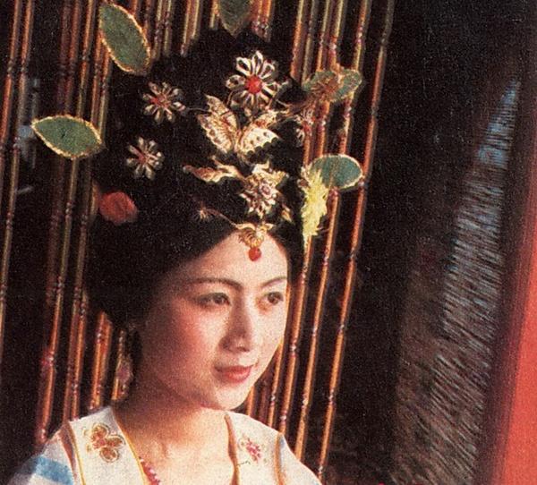 演員馬蘭圖片集，展現(xiàn)風(fēng)采的劇照欣賞
