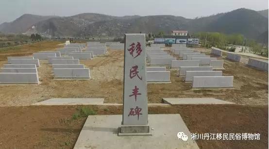 鎮(zhèn)平電視臺(tái)主持人，優(yōu)雅才華并存的光彩之星?