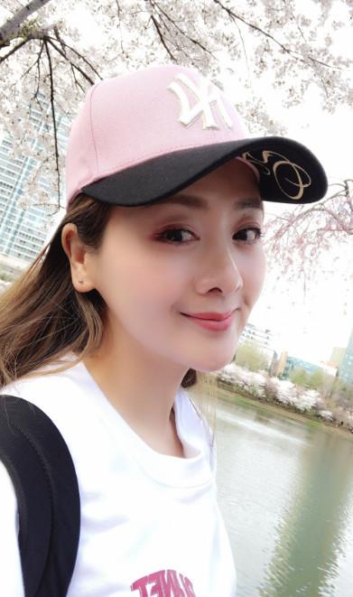 臀部打針視頻，文化現(xiàn)象的深度解讀與探討